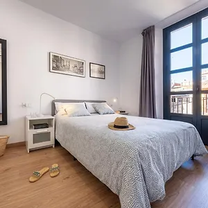 tarragona-apartments.top-hotels-tarragona.com/